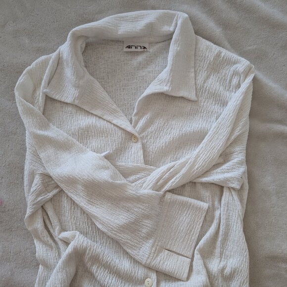 VINTAGE - white creme button up - Picture 1 of 8